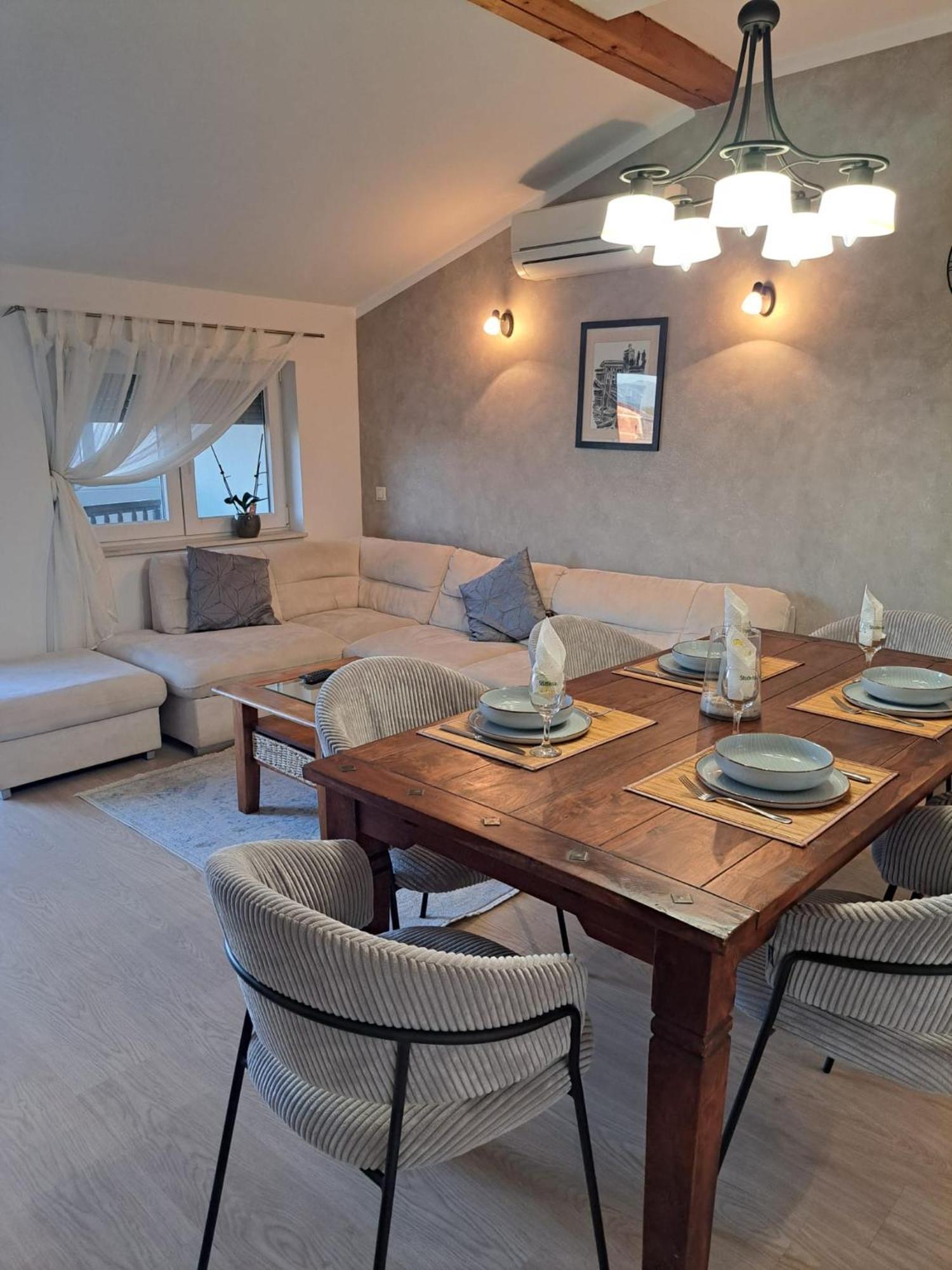 Apartman Lucia 포세다르예 외부 사진